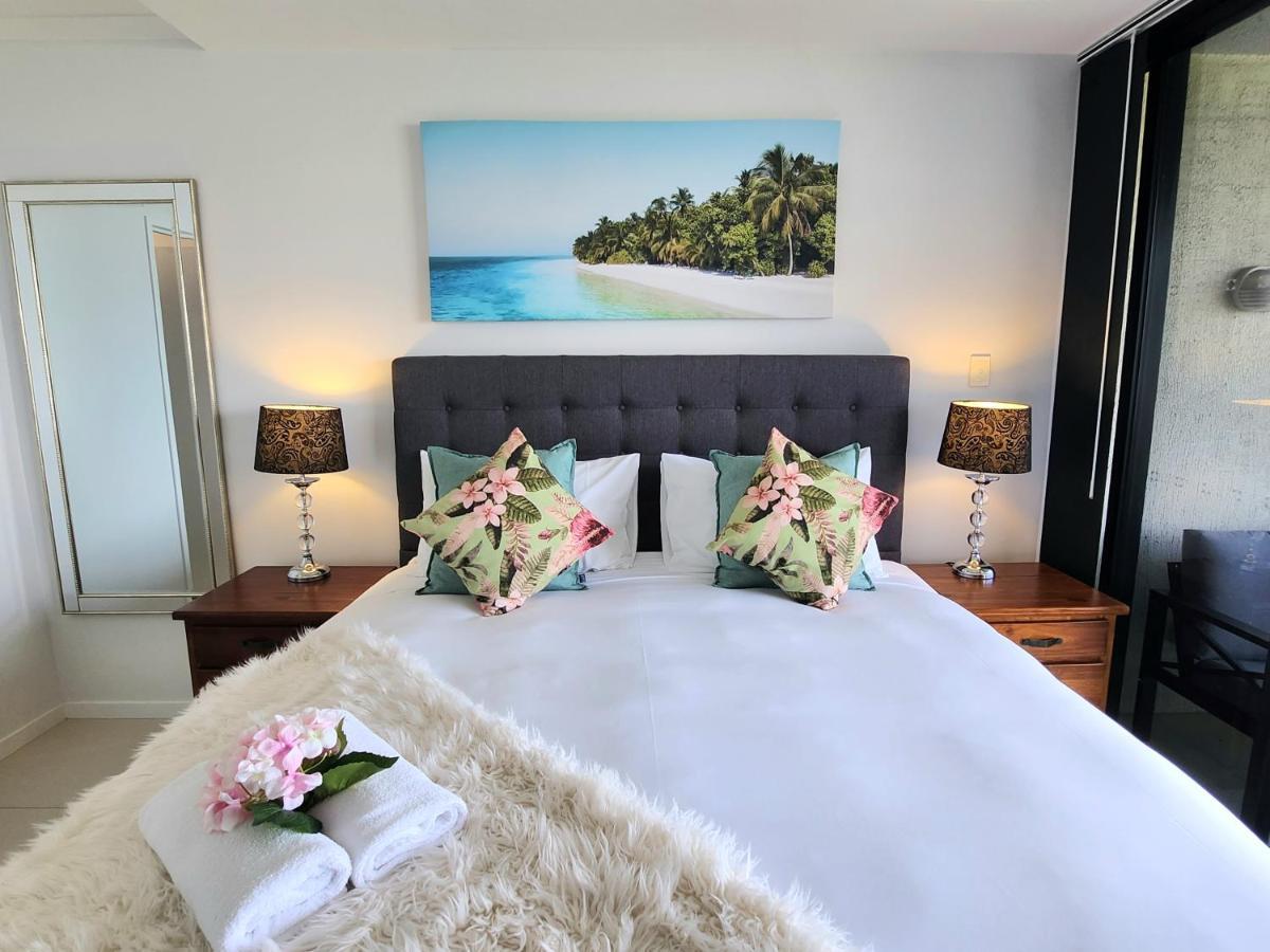 Cairns Luxury Seaview Apartment Eksteriør billede